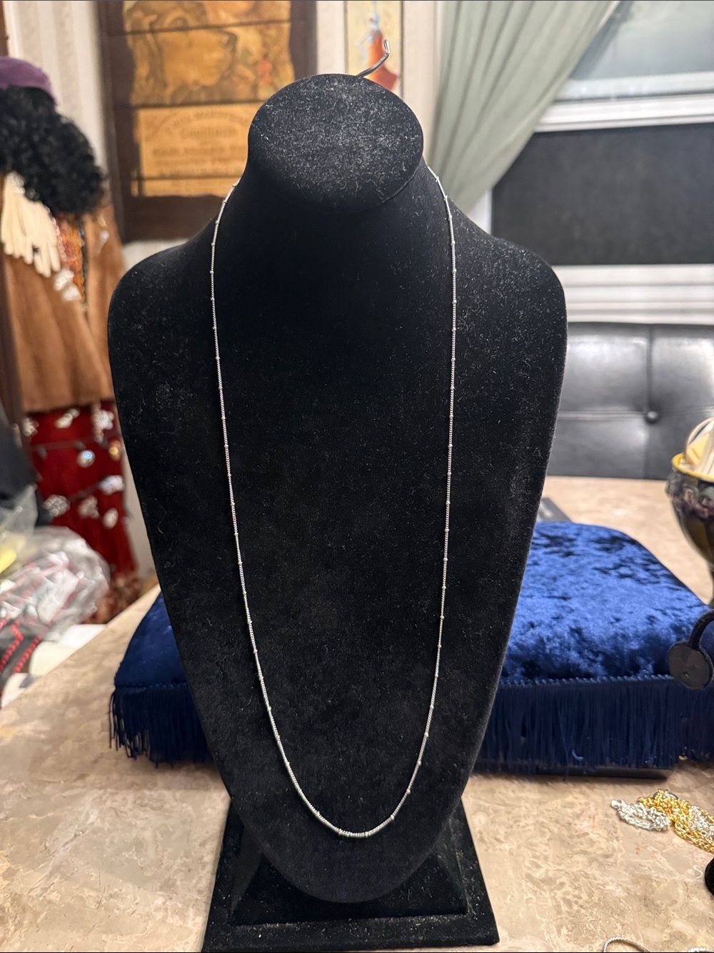 NWOT origami owl, Silvertone Dash and dot adjustable necklace